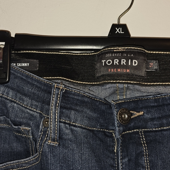 Torrid Sky High Skinny - Picture 2 of 4